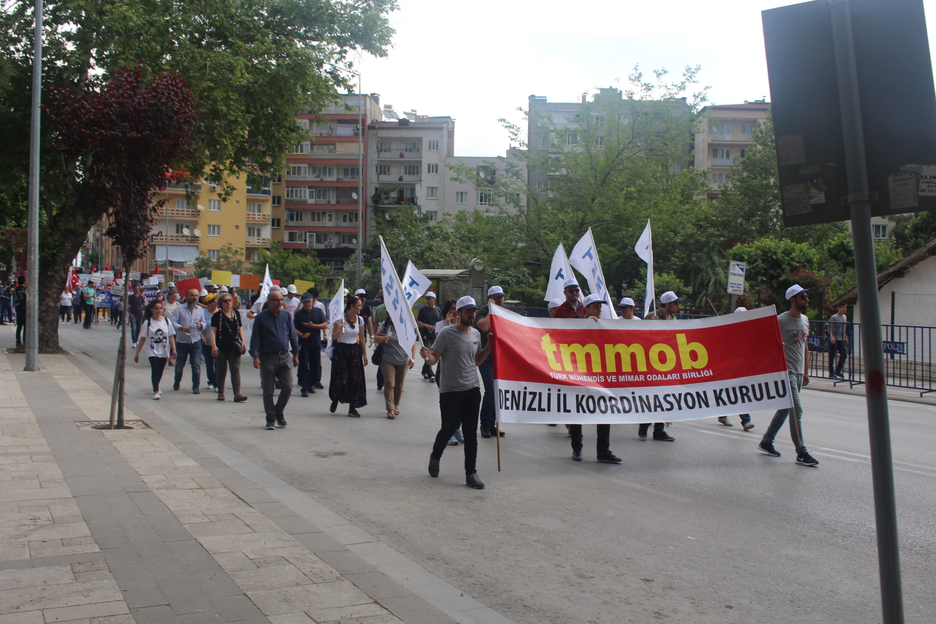 TMMOB Örgütlülüğü 1 Mayıs Emek ve Dayanışma Günü’nde Alanlardaydı.